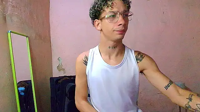 Snapshot of mateodeamjo chatting on 07.22.26 mateodeamjo online show from 07.22.26
