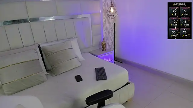 Snapshot of 1m_dalhia chatting on 10.06.25 1m dalhia online show from 10.06.25