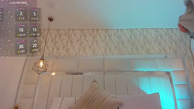 Snapshot of 1m_dalhia chatting on 11.14.25 1m dalhia online show from 11.14.25