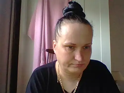  squirty cum lady  online show from 02.21.25