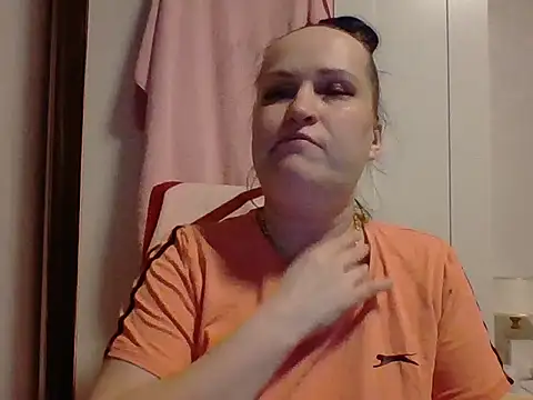  squirty cum lady  online show from 02.28.25