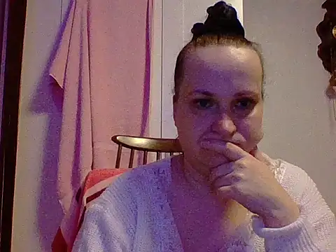  squirty cum lady  online show from 03.11.25