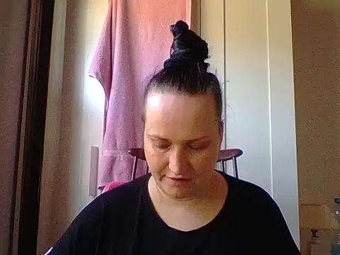  squirty cum lady  online show from 03.16.25