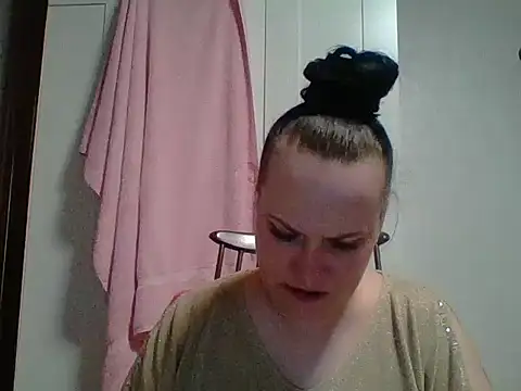  squirty cum lady  online show from 03.22.25