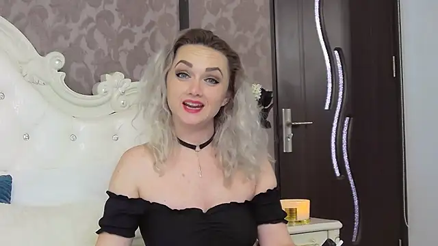 EllianaReese online show from 02.12.25