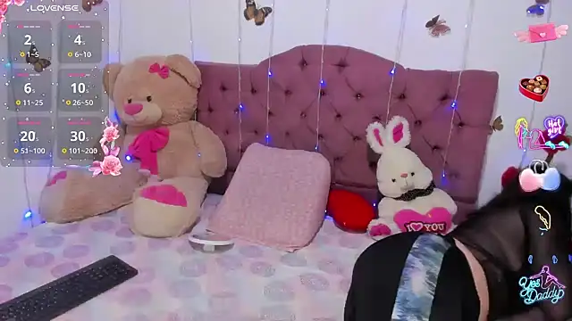 Snapshot of Dana_Jeins chatting on 05.31.26 Dana Jeins online show from 05.31.26