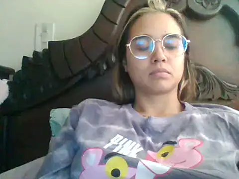 trianabell online show from 01.04.25