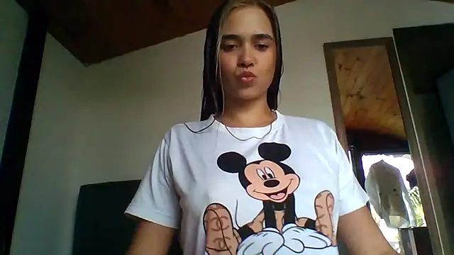 trianabell online show from 12.04.25