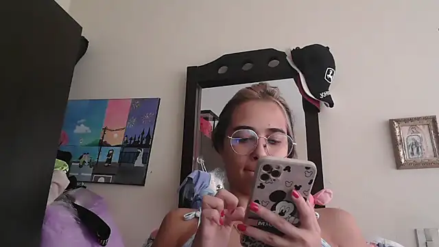 trianabell online show from 04.02.26