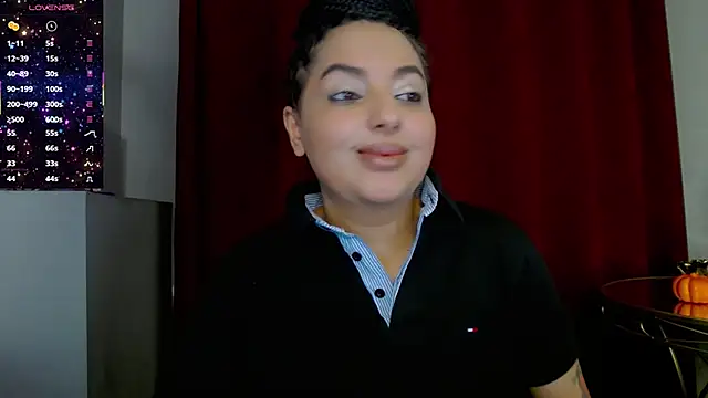 Snapshot of BustyAllyy chatting on 10.27.25 BustyAllyy online show from 10.27.25