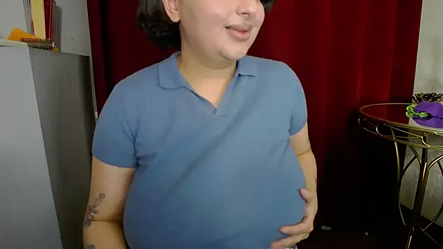 Snapshot of BustyAllyy chatting on 11.09.25 BustyAllyy online show from 11.09.25