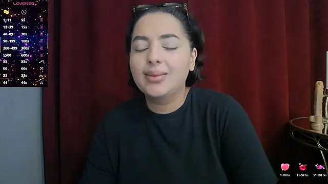 BustyAllyy online show from 12.04.25