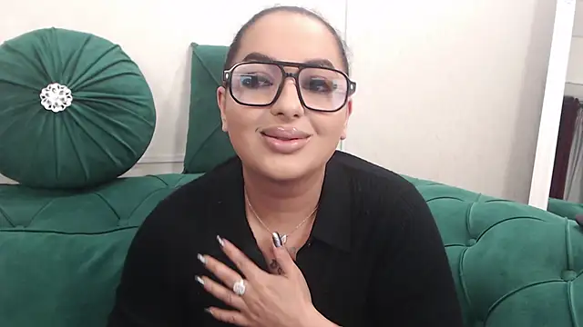 Snapshot of BustyAllyy chatting on 04.21.26 BustyAllyy online show from 04.21.26