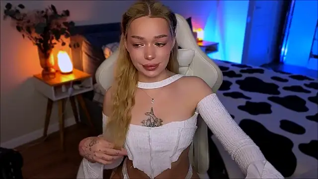 Lily Yin online show from 07.06.26
