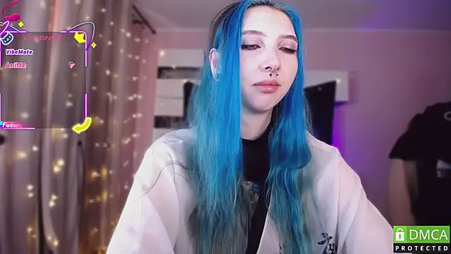 JustMeowGirl online show from 11.24.25