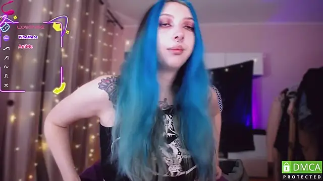 JustMeowGirl online show from 11.26.25