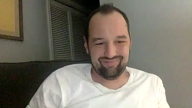 Snapshot of Kink_Master_Daddy chatting on 04.28.26 Kink Master Daddy online show from 04.28.26