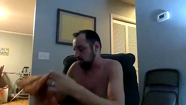 Snapshot of Kink_Master_Daddy chatting on 07.25.26 Kink Master Daddy online show from 07.25.26