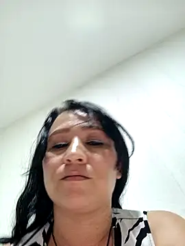alondraabrown online show from 12.08.24