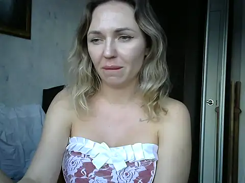 AngelinaLove28 online show from 02.06.25