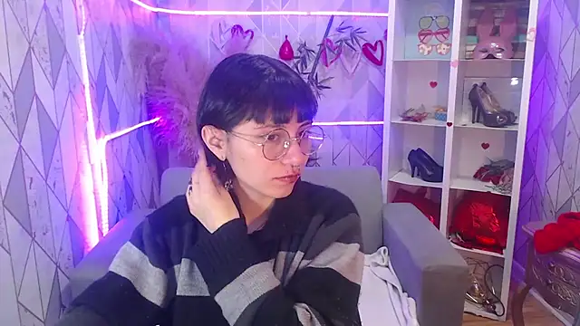 charlottemoonxz online show from 10.17.25