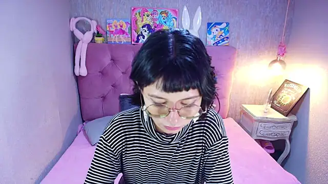 Snapshot of charlottemoonxz chatting on 03.02.26 charlottemoonxz online show from 03.02.26