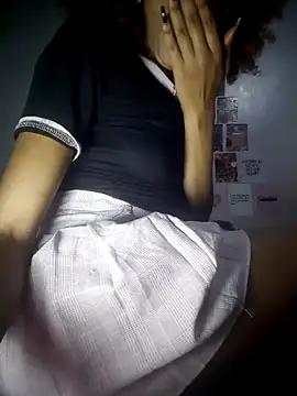 Snapshot of GoddessVee chatting on 10.19.25 GoddessVee online show from 10.19.25