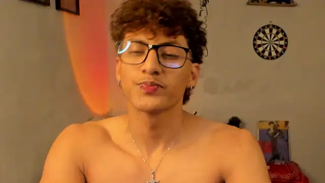 Snapshot of Ivano_joness chatting on 01.27.25 Ivano joness online show from 01.27.25