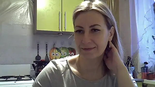 Snapshot of AshleyXHoney chatting on 01.17.25 AshleyXHoney online show from 01.17.25