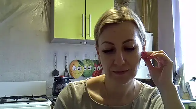 Snapshot of AshleyXHoney chatting on 02.03.25 AshleyXHoney online show from 02.03.25