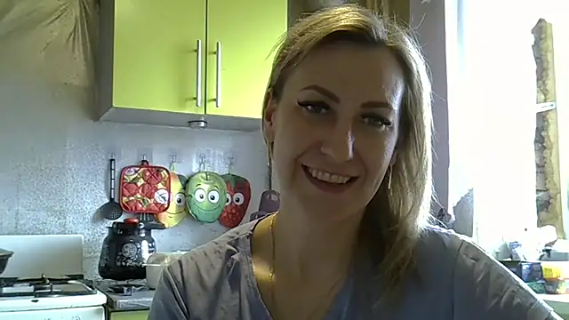 Snapshot of AshleyXHoney chatting on 03.13.25 AshleyXHoney online show from 03.13.25