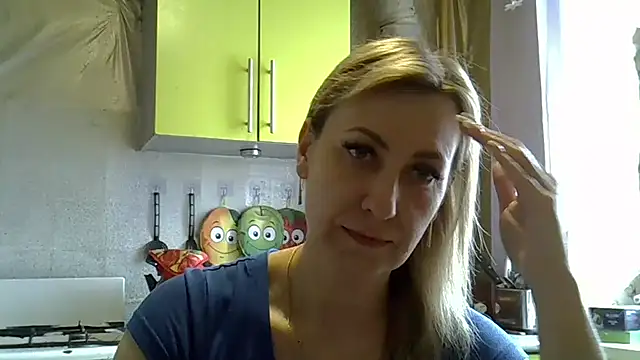 Snapshot of AshleyXHoney chatting on 03.17.25 AshleyXHoney online show from 03.17.25