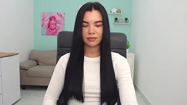 MadisonGomes online show from 12.16.24