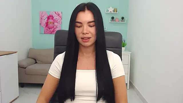 MadisonGomes online show from 12.18.24