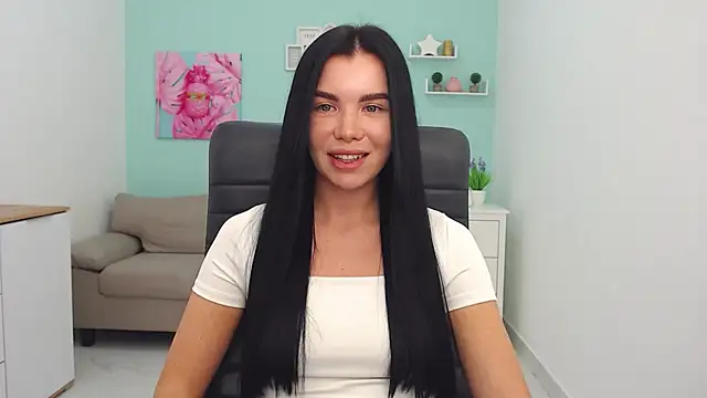 MadisonGomes online show from 12.18.24