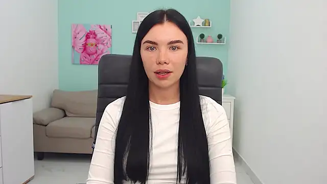 MadisonGomes online show from 12.19.24