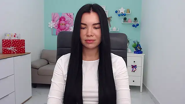 MadisonGomes online show from 12.26.24