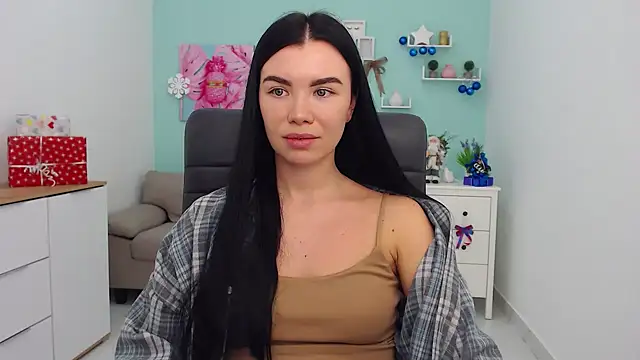 MadisonGomes online show from 12.27.24