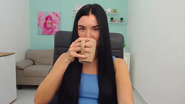 MadisonGomes online show from 01.16.25