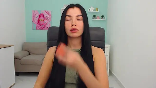 MadisonGomes online show from 01.21.25