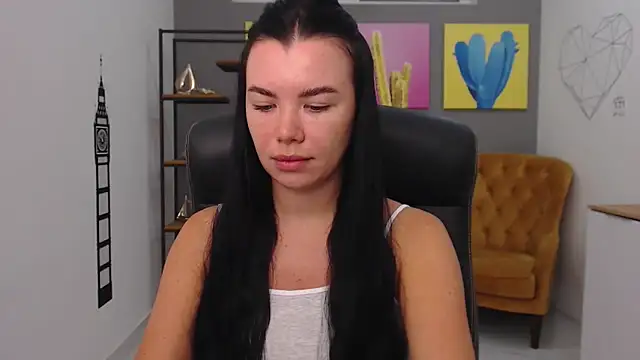 MadisonGomes online show from 10.21.25