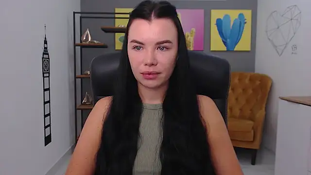 MadisonGomes online show from 10.27.25