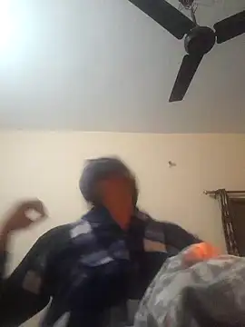 Snapshot of Sajal-03 chatting on 12.27.24 Sajal-03 online show from 12.27.24