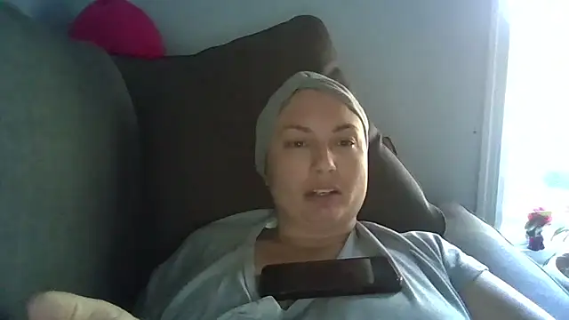 Snapshot of MilfyMrsRobinson chatting on 06.24.26 MilfyMrsRobinson online show from 06.24.26