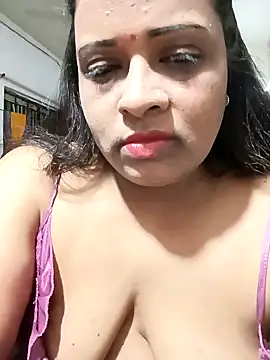 Snapshot of Love_Jenny chatting on 12.31.24 Love Jenny online show from 12.31.24