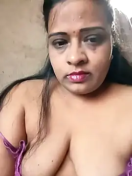 Snapshot of Love_Jenny chatting on 01.28.25 Love Jenny online show from 01.28.25