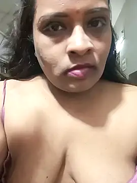 Snapshot of Love_Jenny chatting on 02.08.25 Love Jenny online show from 02.08.25