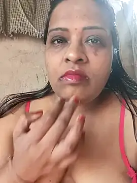 Snapshot of Love_Jenny chatting on 02.18.25 Love Jenny online show from 02.18.25