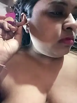 Snapshot of Love_Jenny chatting on 02.22.25 Love Jenny online show from 02.22.25