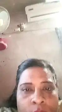 Snapshot of Love_Jenny chatting on 03.18.25 Love Jenny online show from 03.18.25